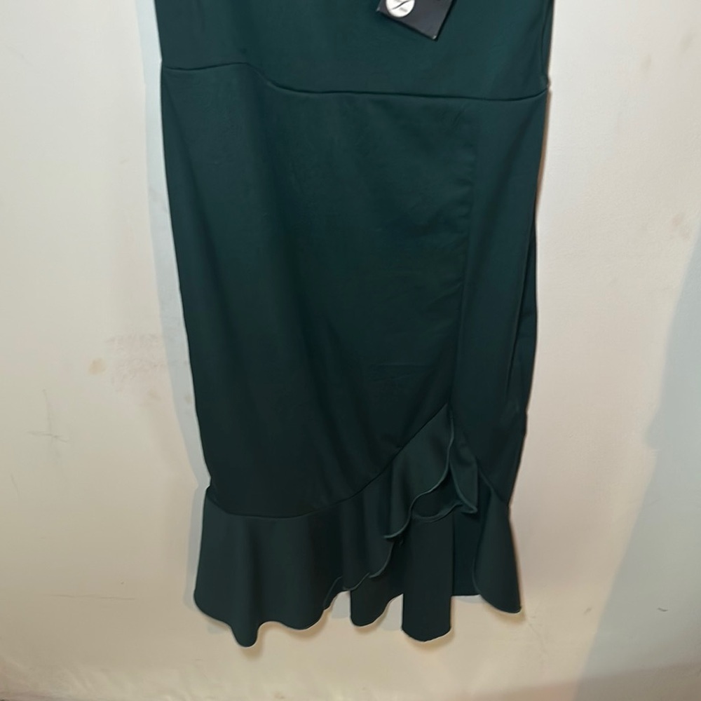 NWT-Green Asymmetrical Ruffled One-Shoulder Cocktail Dress - Picture 3 of 12